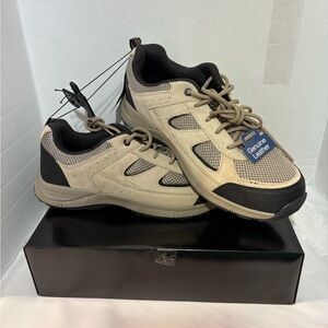 George Men's Rugged Casual Shoes size 11
tan suede Mesh material tie closure NWT